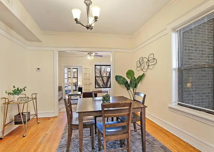 Cozy & Inviting 2br - Sunnyside 3f Chicago